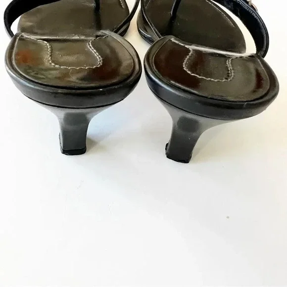 Salvatore Ferragamo Size 7C Black Leather Strappy Sandal Equestrian Hardware Y2K - Picture 8 of 14